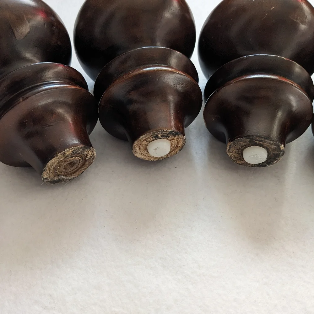 Vintage Furniture Legs - Picture 2 of 5